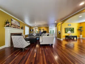 Comfort and Luxury Tropical Villa with EV Charger. - Image 2