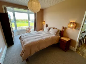 Couples Luxury Retreat - Image 2