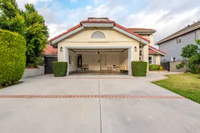 Gated Spacious 5BR/3BA, Yard & 4-Car Parking SGV - Image 5