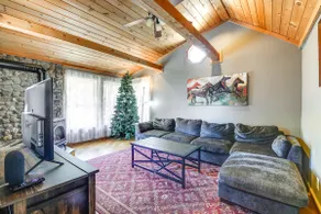 Killington Cabin, Hot Tub & Foliage Views! - Image 3