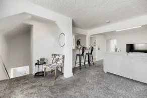 Bright 2 bedroom condo near Red Rocks & Denver - Image 2