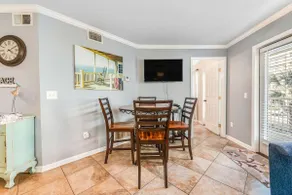 Convenient and Comfortable Suite in Beachfront Res - Image 4