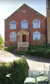 The Old Chapel, next to Berkeley Castle - Image 4