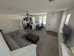 Cozy 2-bedroom Townhome in Mueller Neighborhood - Image 2