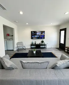 Brand New 2BD 2BTH Guesthouse - Image 5