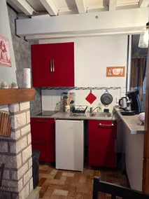 La Petite Maison • Quiet getaway in the Berry region - Image 4