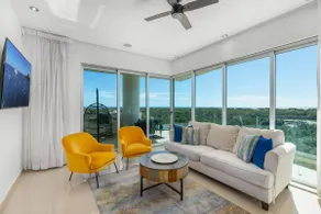 Gorgeous Oceanview 2 King beds 2 pools /near beach - Image 3