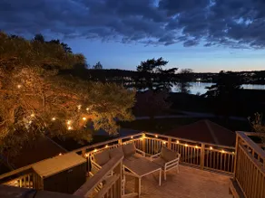 Seaside vacation home with magnificent views - Image 2