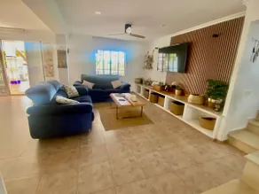 Large villa near the Cheste circuit - Image 3