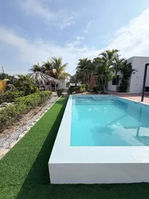 Palm House with pool on beaches - Image 3