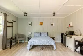 Privacy. Peace. No Cleaning Fee. Welcome Home! - Image 2