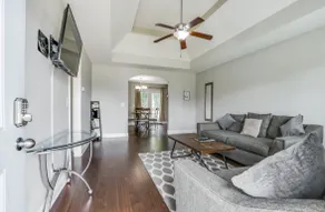 Gorgeous Cozy Home Near Fort Campbell and Casino - Image 3