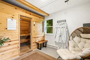 Hot Tub | Sauna | Bar | Arcade | Fire Pit - Image 5
