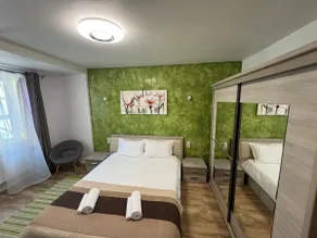 Katy Boulevard Apartman - Image 2