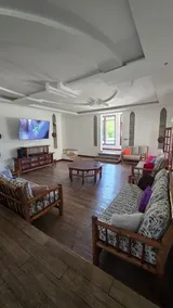 Cool and relaxing 4 bedroom villa with a pool and bar. Awesome for group trips and large families .. - Image 5
