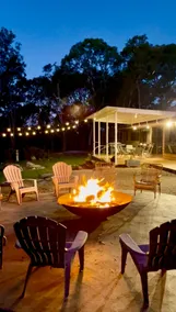 Bushland Escape / Sleeps 13 / Nature Spa Retreat - Image 2