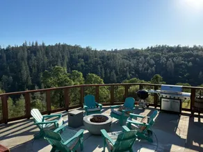 River View Guesthouse | King Bed + Fast WiFi - Image 5