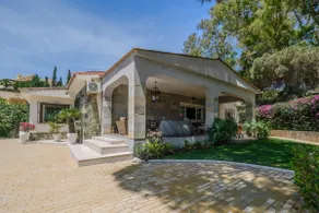 Villa Vita in Elviria, Marbella - Image 5