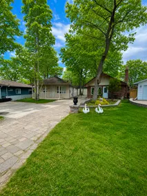 Private Wasaga Retreat Just 1.5min Walk To Beach! - Image 2