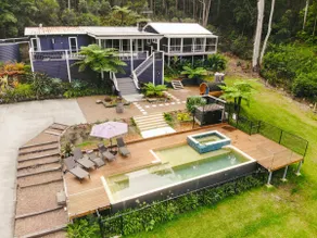 Bellavia Forest Retreat with pool and spa. Minutes to lake and beaches! - Image 2