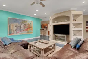 Key West Themed Lakefront Oasis with Sailboat - Image 5