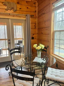 NEW! COZY 4 Guest Cabin in Damascus! PET FRIENDLY!  - Image 5