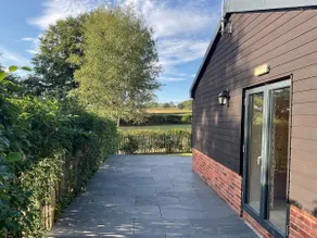 Modern 2 bedroom lodge in the Blackdown Hills AONB - Image 3