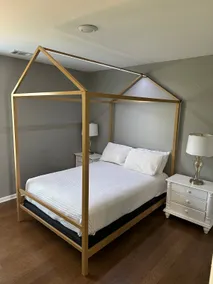 Stay! +loft area - Image 5