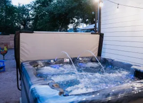 LUX Hot Tub + Chiller Near DT | Games | Sleeps 18 - Image 5