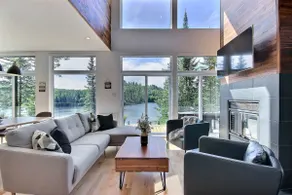 L'Enchanteur Cottage | Lakefront •6BR •Hot Tub - Image 2
