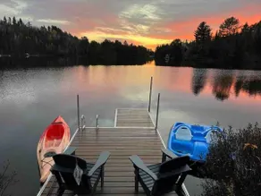 L'Enchanteur Cottage | Lakefront •6BR •Hot Tub - Image 5