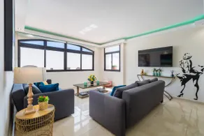 5 bedroom apartment in Puerto Banus - Image 5