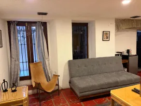 Historic downtown, high-speed WiFi, 2BR - Image 3