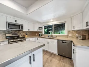 Waterfront | Dog Friendly | Full Kitchen | Dock - Image 3