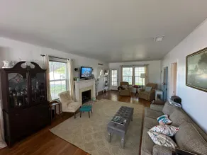 Charming 2/1 home w/ central air - Image 4