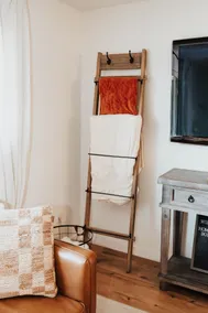2 Bedroom Home minutes from Downtown and BOI - Image 5