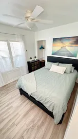 Cozy Home 15 Minutes to Beach, 1 mile to DT - Image 3