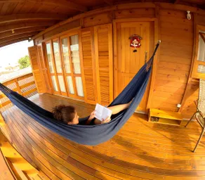 Air-conditioned House, Balcony, Great Location - Image 5