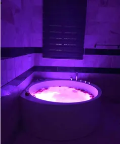 Versace (1) pool/jacuzzi/sauna/cinema/game room - Image 4