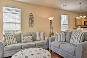 First-Floor Myrtle Beach Condo w/ Pool Access! - Image 5