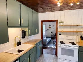 Baileys Harbor - 4BR • Fire Pit • Coffee Bar - Sleeps 8 - Image 4