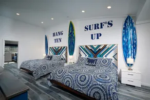 Modern Surf Themed Home - Heart of Gaslamp - Image 5