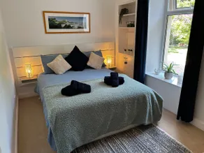 ISLAY House,Comfortable Home with private garden, Pencaitland, East Lothian, Scotland - Image 2