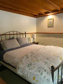 Charming In-Law Studio In Elmwood/UC Berkeley - Image 5
