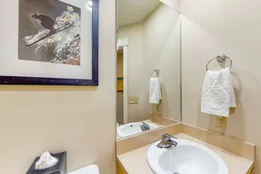 Renovated 2BR Ski In/Out Mountainview | Patio - Image 5