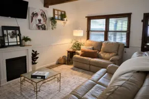 Cozy Scenic Ozark Cabin Lazy Day Retreat | Pets OK - Image 2