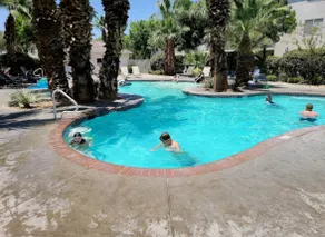 Building 14 in Las Palmas -Sleeps 8 - Indoor Pool - Image 3