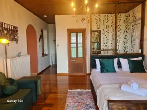 Lilaia Holiday Cottage - Image 5