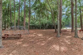 Elegant 2-bedroom pet-friendly villa w 2 parking spaces - Image 5