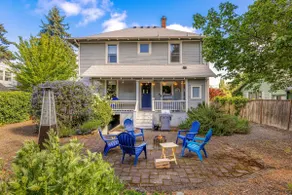 Vino e Vita Historic Pet-Friendly Home-EV Charger - Image 3